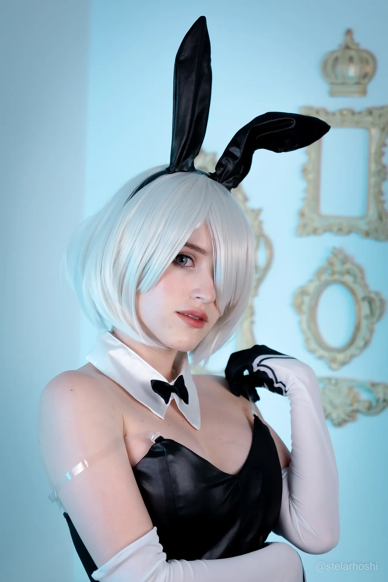 stelarhoshi 2b bunny cosplay, white bob wig with black bunny ears and satin bunny suit, one of the looks without its own post yet